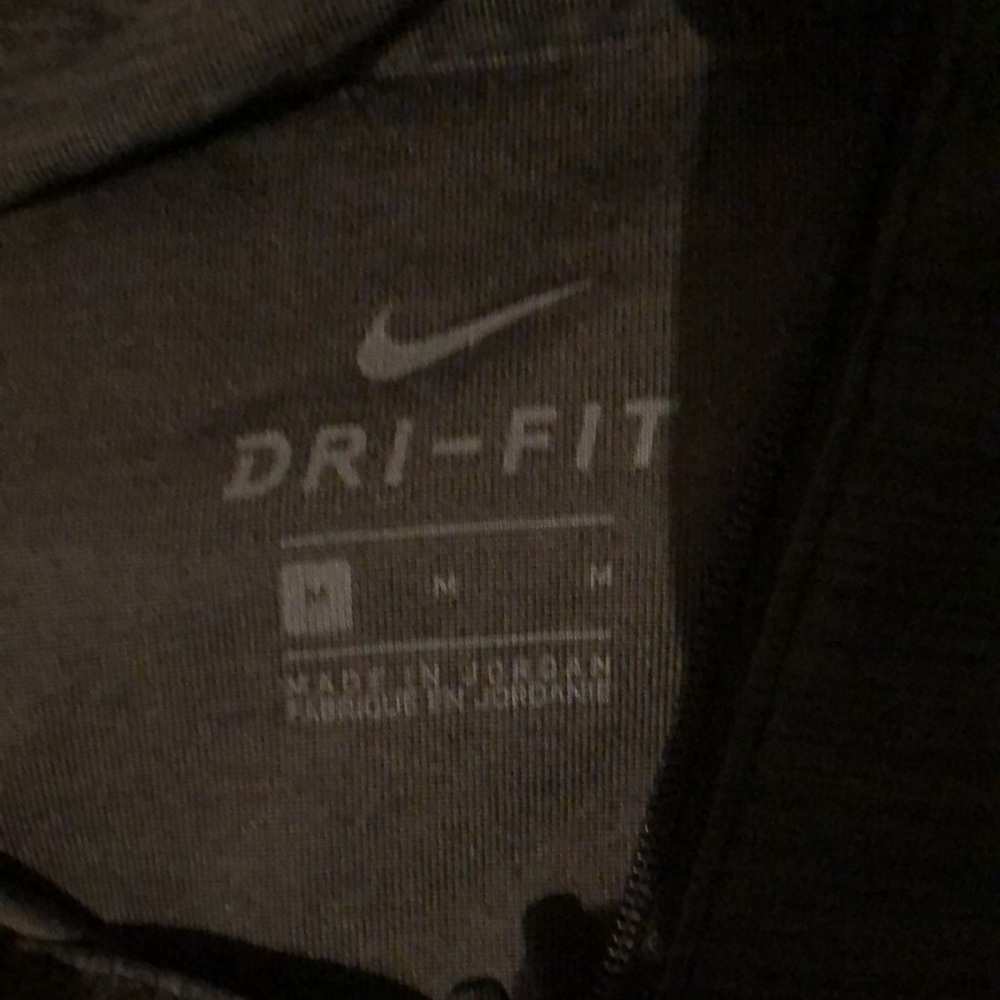 Nike pullover - Picture 3 of 4